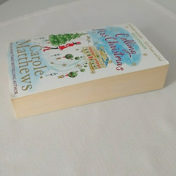 Calling Mrs Christmas paperback - Picture 4 of 4